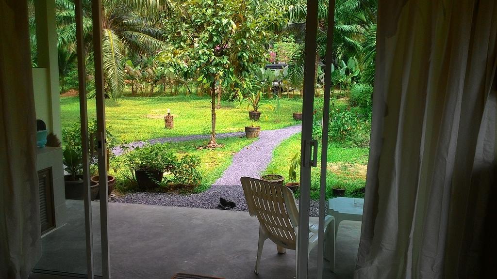 Aathid Garden Khao Lak Villa Room photo