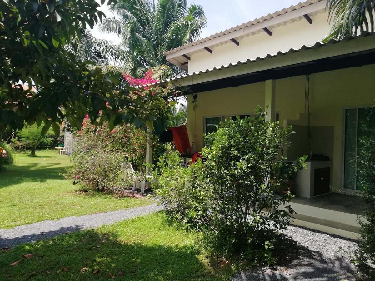 Aathid Garden Khao Lak Villa Exterior photo